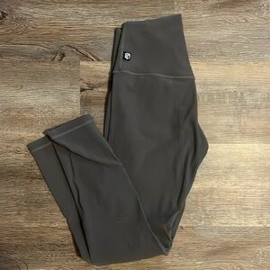 Born primative Size L Grey Ribbed Leggings